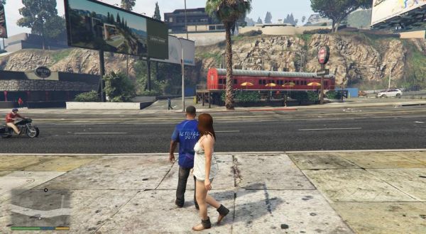 gta4怎么跟女友互动？gta5手游女友