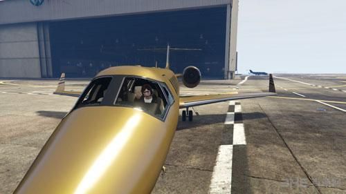 gta lcs怎么上飞机？gta5手游飞机在哪里买