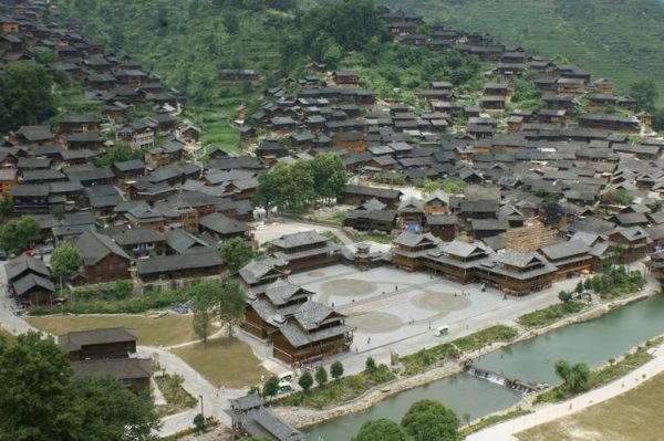 千户苗寨还开放吗？（我的世界染坊在哪里看）