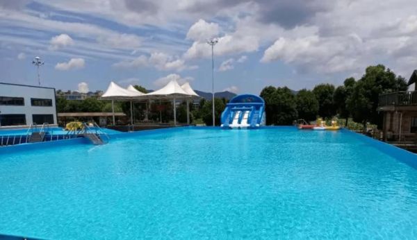 义乌夏天适合带小孩玩水的地方？（夏日泳池我的世界在哪里）