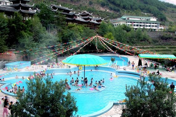 去有风的地方9大取景地？（我的世界大街苗寨在哪里）
